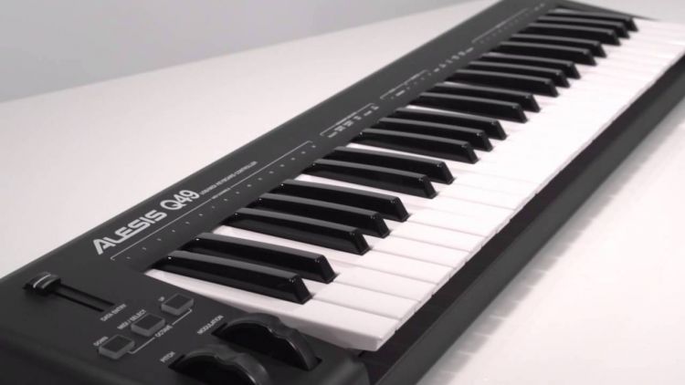 Alesis Q49 Midi Klavye