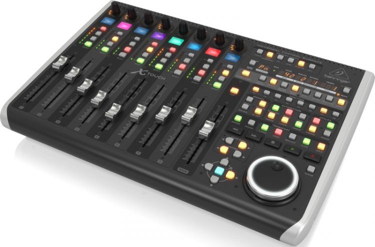 X-TOUCH DAW Kontrol Ünitesi