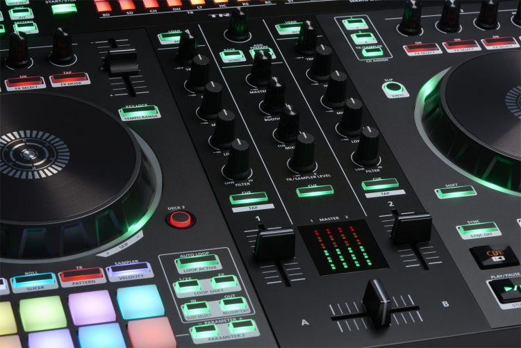 ROLAND DJ-505 Gelişmiş DJ Kontrolcüsü