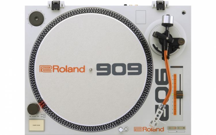 ROLAND TT99 TurnTable Pikap