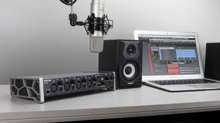 TASCAM US-4X4-CU / USB Ses Arayüzü