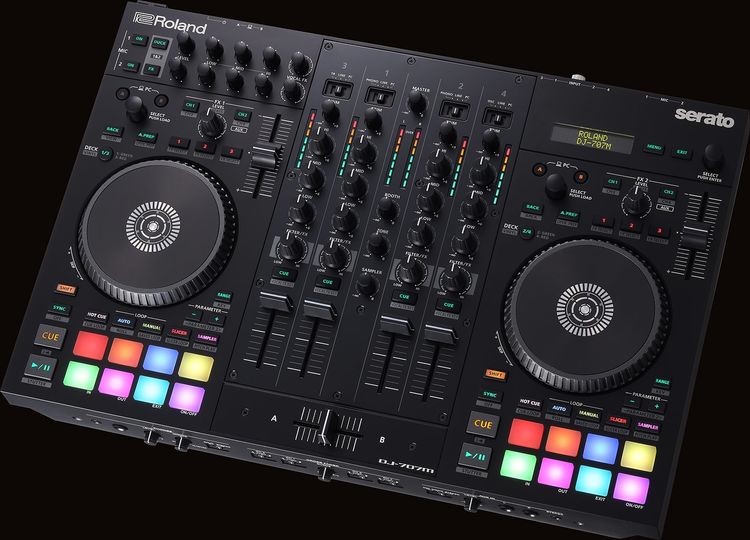 ROLAND DJ-707M DJ CONTROLLER